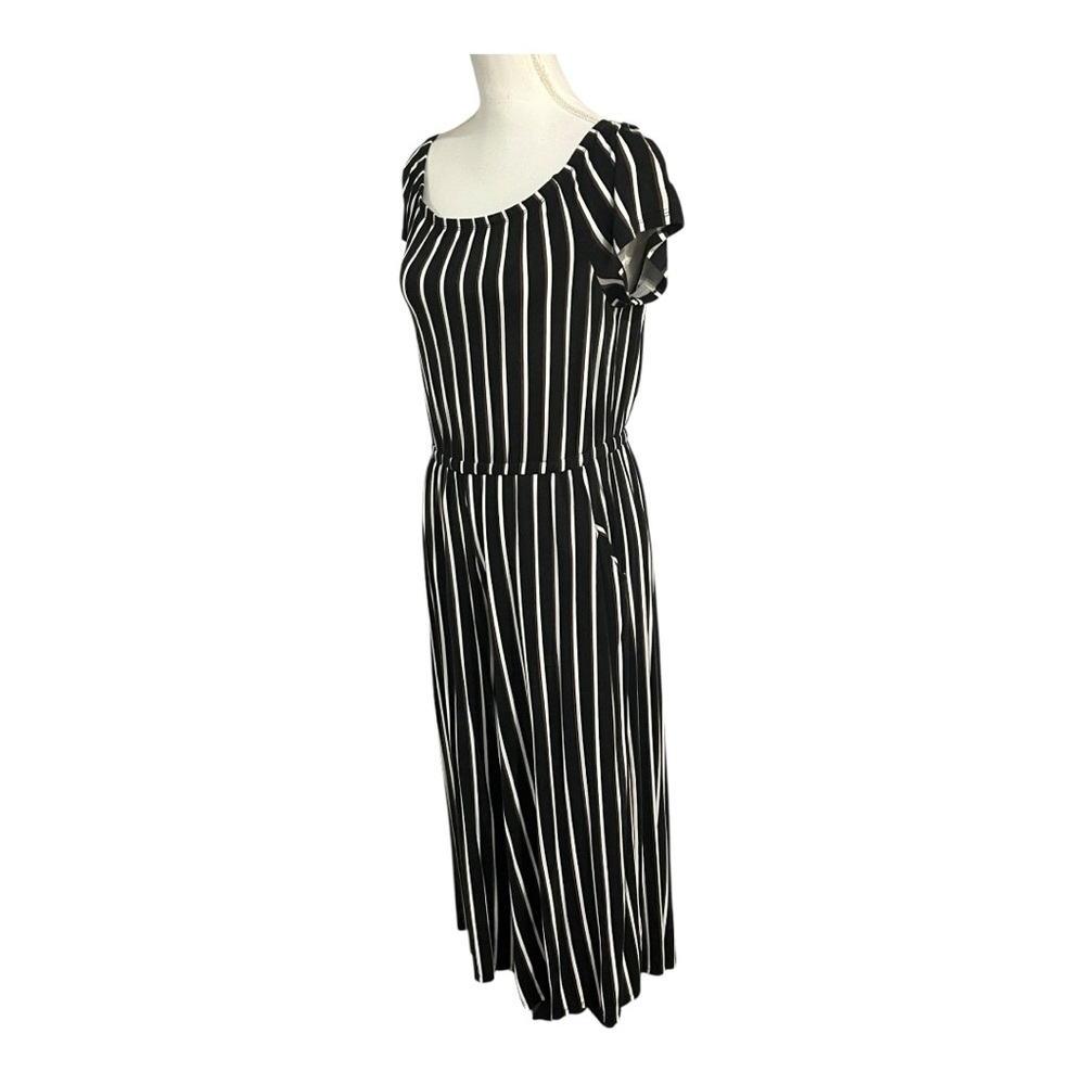 Torrid sz 0 (12) Black ,Brown, and White Capri length romper VGUC - Picture 2 of 7